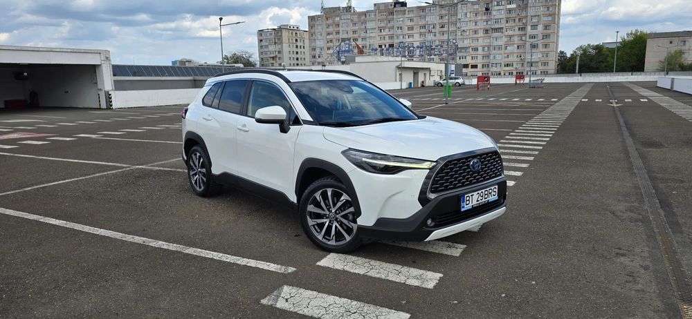 Toyota Corolla Cross 2.0cc 197cp 4x4 Import Germania Portbagaj electric Degivrare Parbriz