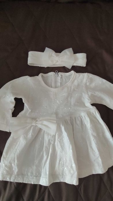 Бебешки дрешки от дъщеричката ми.