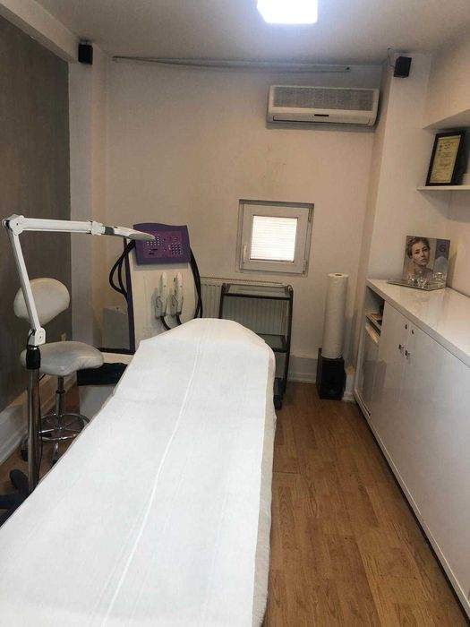 Salon de bronzare & înfrumusețare vechime 22 ani – locație centrala