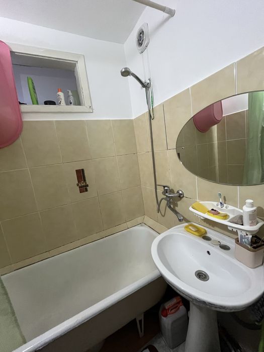 2-х комн квартира в 3 мкр