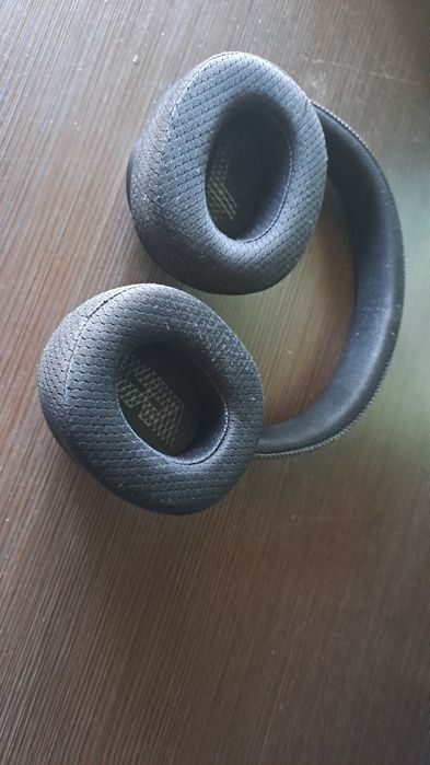 JBL Live 650, Wireless, Bluetooth, Noise cancelling