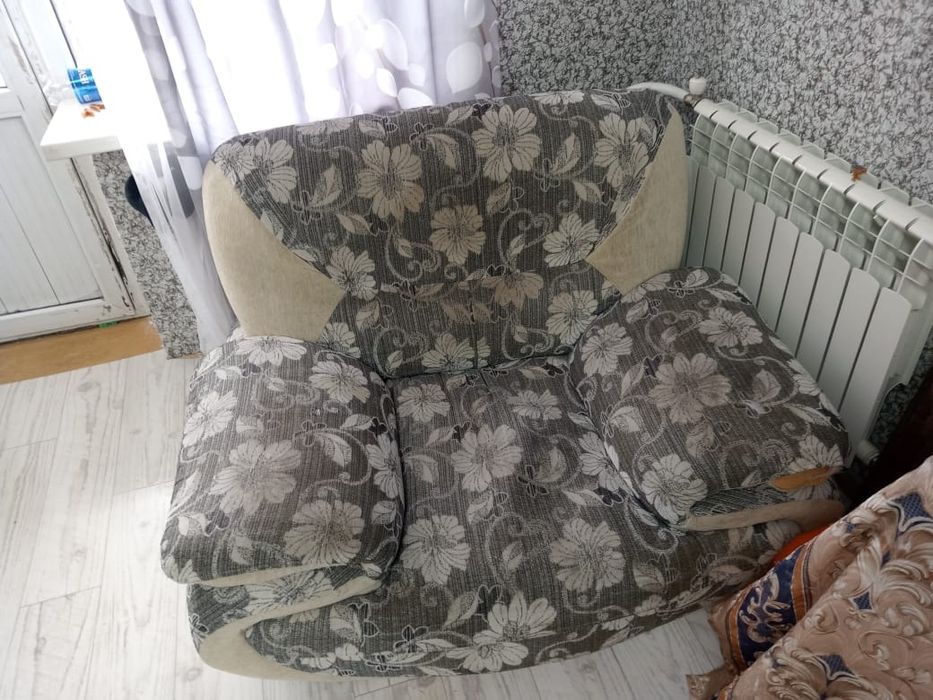 Отдам даром мебель