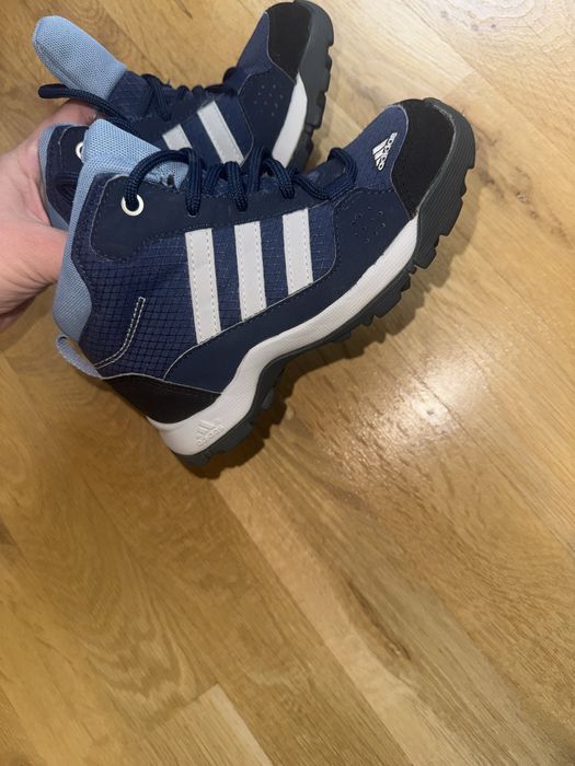 Детски маратонки и ботуши ! Розовите ботуши  са 24 номер, сините са 28