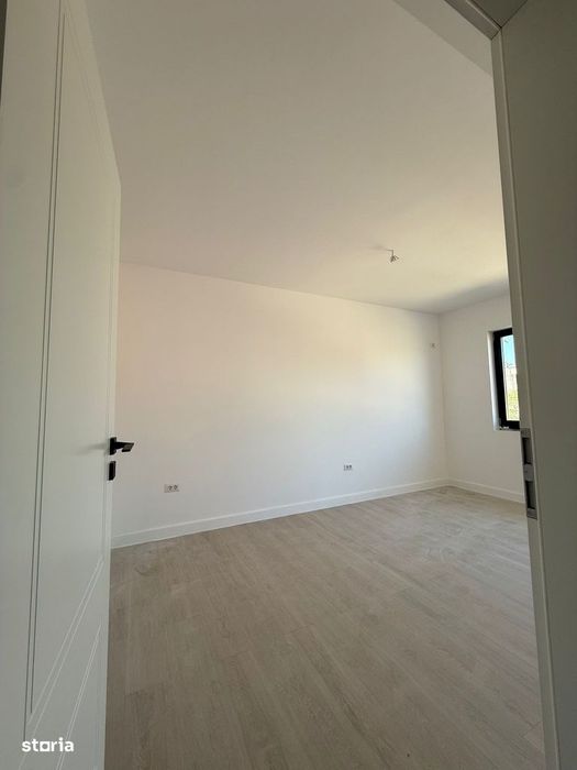 Casa Duplex 4 Camere,si Mansarda Str Dantelei Bragaditu