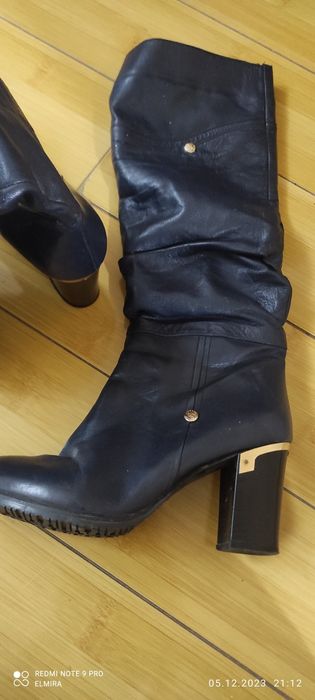 Продам сапоги 38 размера