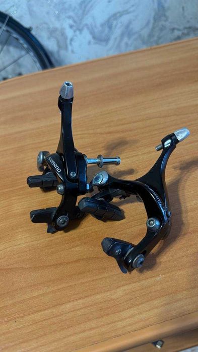 Тормоза клещевые Shimano BB-R561