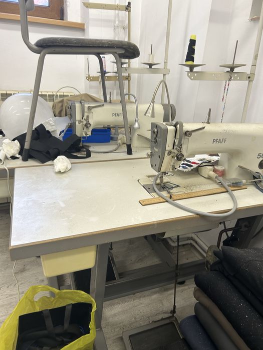 Masina de cusut Pfaff 561