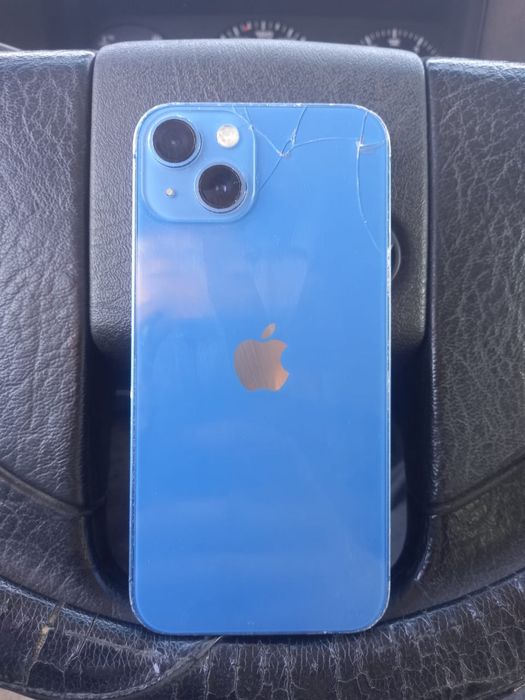 На продаже Iphone 13 128 Gb