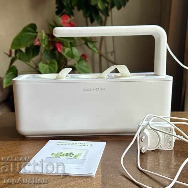 Саксия Click and Grow - бяла. Много запазена. Като нова.