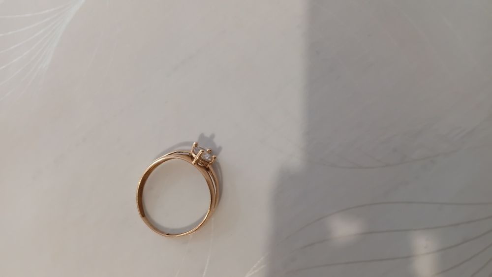 Продам кольцо позолота