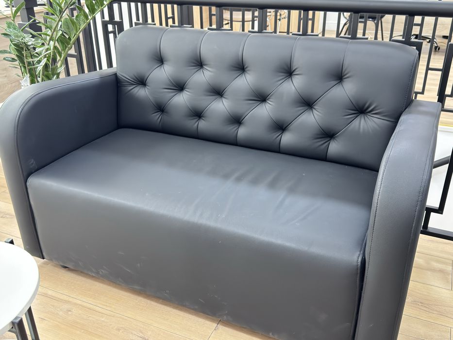 Продаю срочно офисную мебель