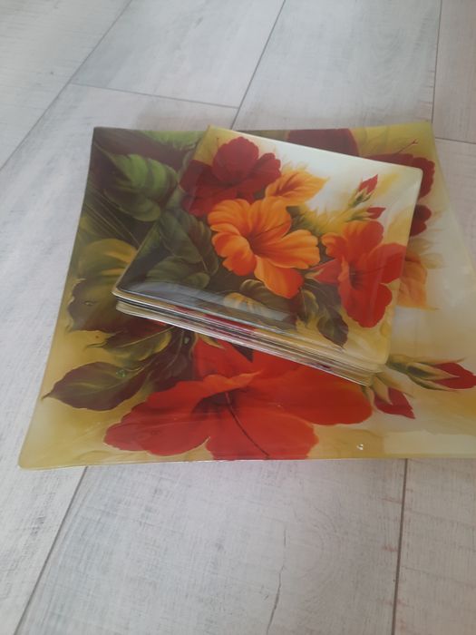 Тарелки, кесе, бокалы, фужера