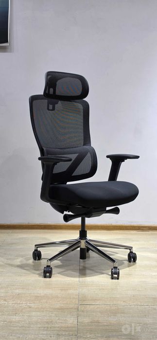 ERGONOVA ESS2-007 Black — эргономичное офисное и игровое кресло
