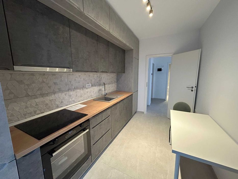 Apartament doua camere, prima inchiriere, loc parcare inclus