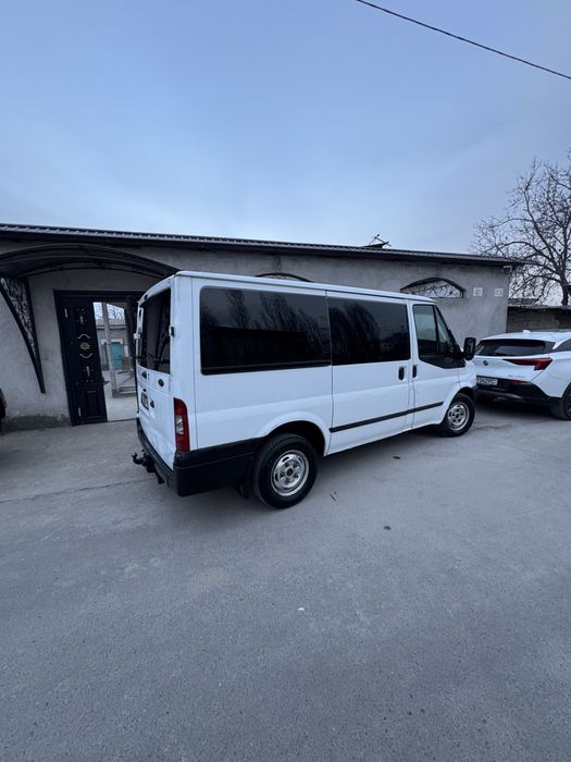 Ford transit 2012
