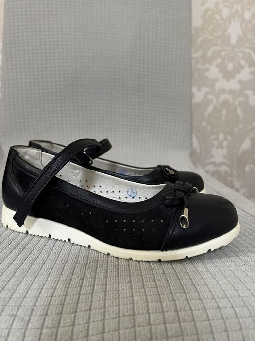 Туфли школьные