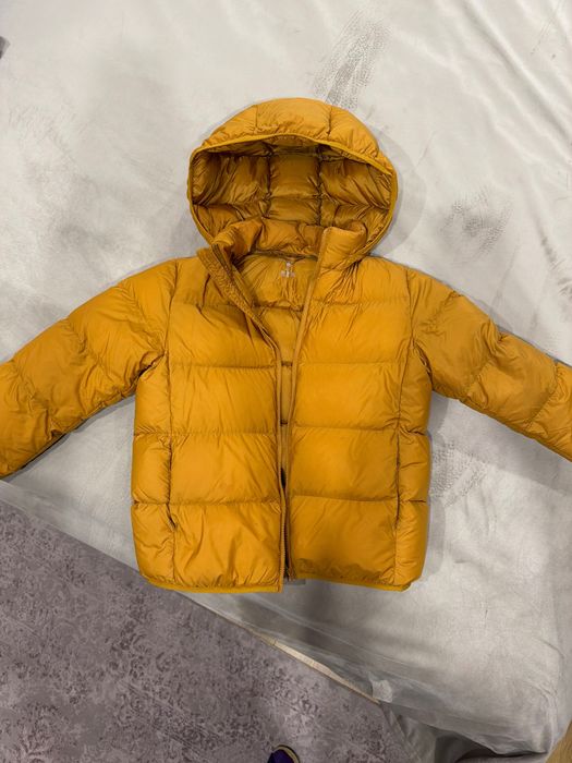 Легкий пуховик на мальчика