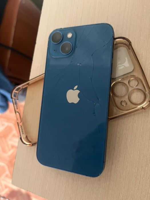 продам iPhone 13 /128Gb