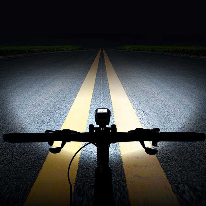 Презареждаем фар за колело компютър километраж за велосипед тротинетка