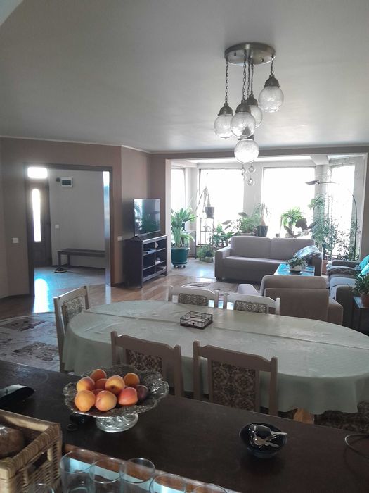 Casa deosebita,solida, sat Sasar, jud Maramures, zona vamii, 10 ari