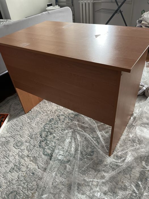 Продается парта/стол 60х100