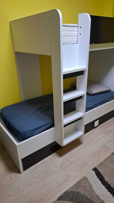 Детско двуетажно легло