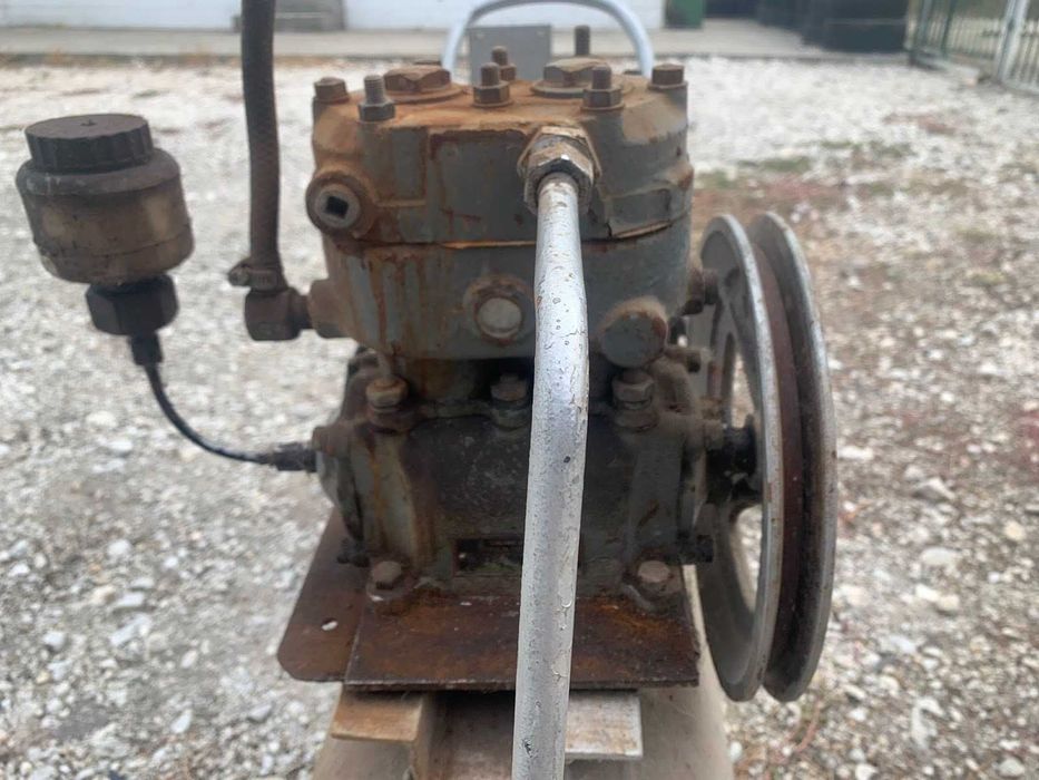 Компресор за въздух 60литра  без ел мотор