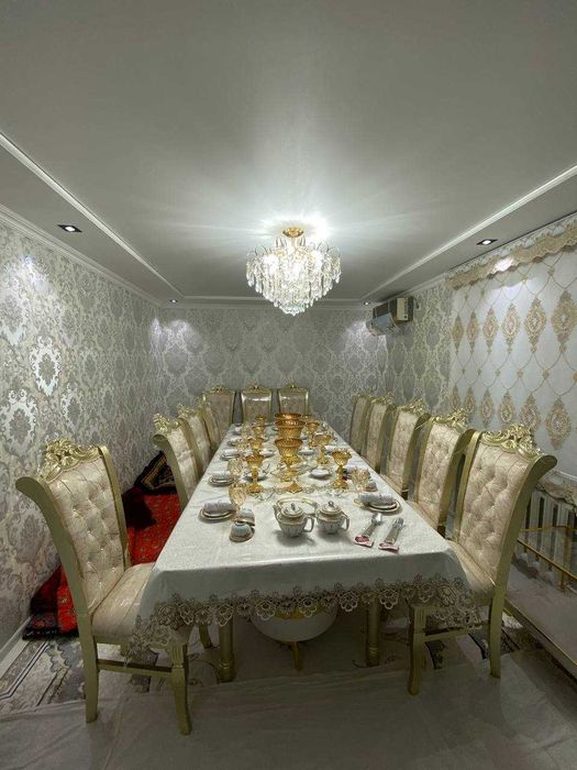 Продается! Мебель в комплекте Стол с 12 стульями Stol 12-Stul Sotiladi