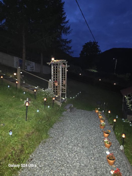 Vând cabana la munte