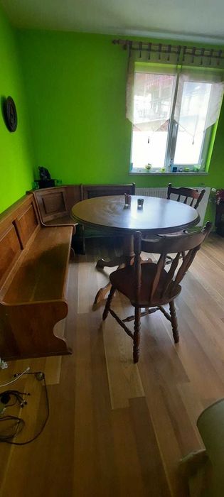 Coltar bucatarie lemn masiv190x130 Masa rotunda cu 2 scaune lemn masiv 110/110 pentru 5/6 persoane