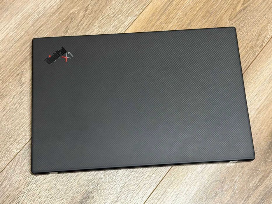 Lenovo x1 carbon i7-10510U/16RAM/512SSD/UHD Graphics/4K Дисплей