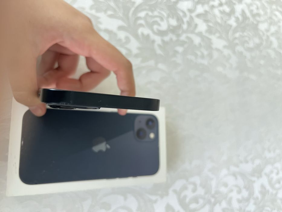 Iphone 13 синего цвета