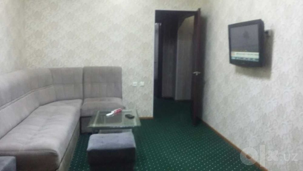 Продается 1 комнатная квартира госпитальный базар