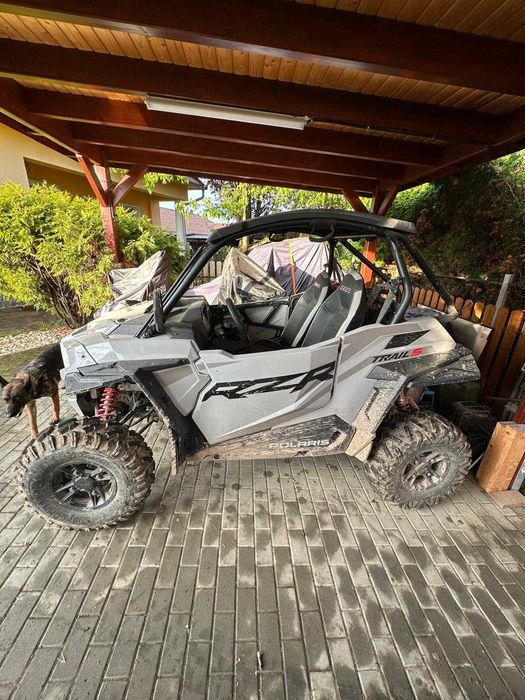 RZR Polaris Trail S 1000 Premium Ghost Gray 1000CC 100CP