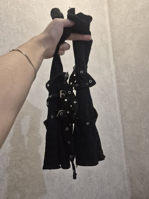 Перчатки с ремнями