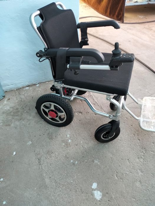 Электрическая коляска