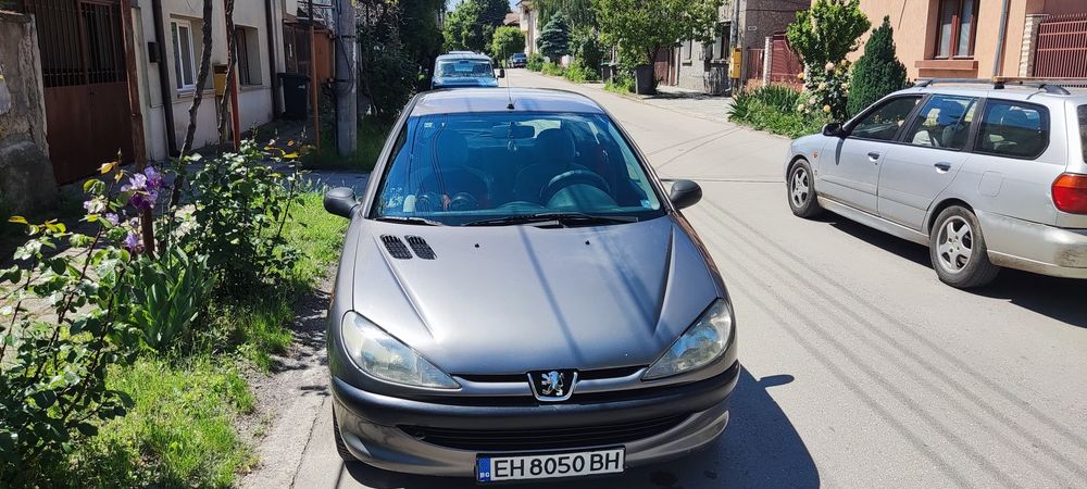 Peugeot 206 1.9D 1999 г. – ремонтиран мост и съединител