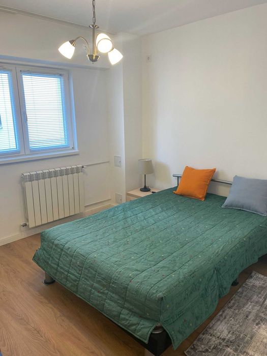 Apartament 3 camere , Calea Victoriei vis a vis Radisson bloc 1980