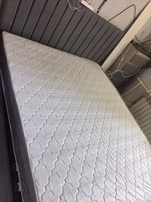 Матрас для кровати