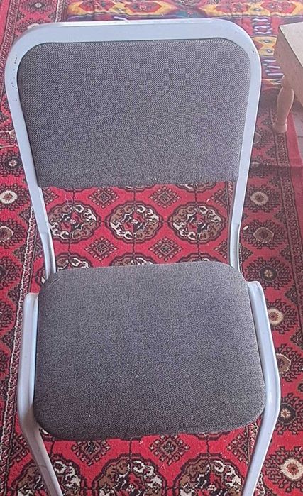 O'quv markaz jihozlari sotiladi, Parta, kursi