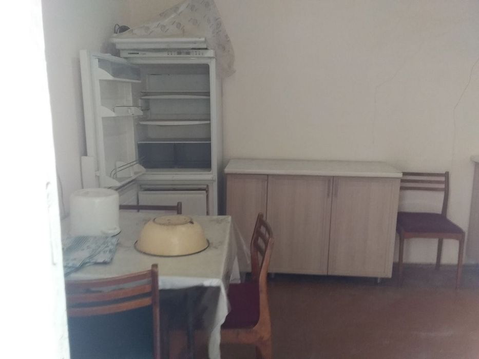 2 sotoqli hovli sotiladi