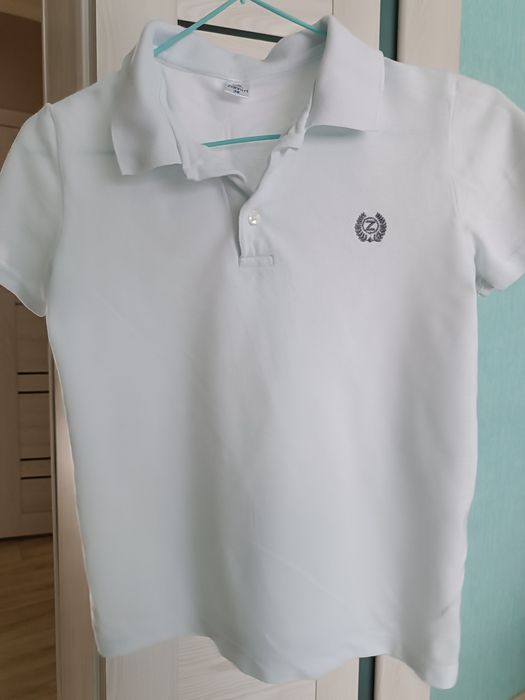 Продам школьные рубашки на мальчика