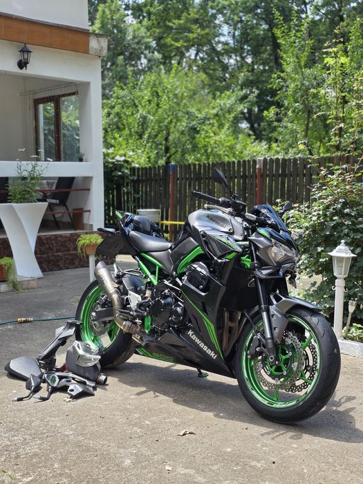 KAWASAKI Z900 2023 15000KM full accesorizat stare exceptionala