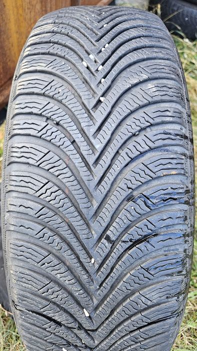 2бр гуми 215 60 17 мишелин