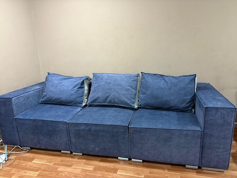 Продам диван в отл сост