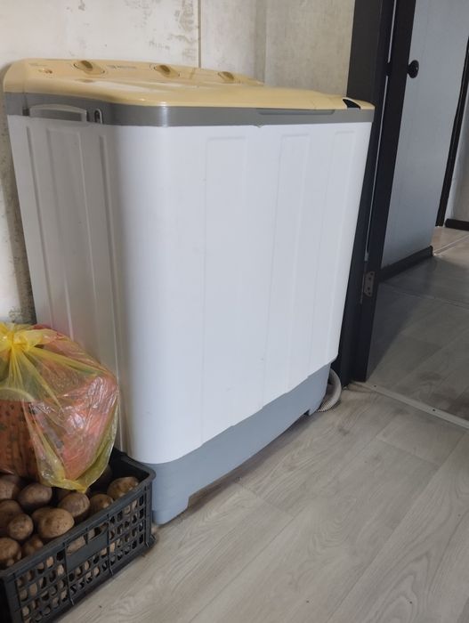 Продам стиральную машину