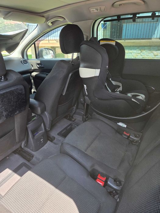 Peugeot 5008 1.6 HDi -Декември 2010, Ван, Употребяван автомобил, В добро състояние, Дизел, 285 000км, Автоматични скорости, 112к.с., EURO 5, 1600см3,