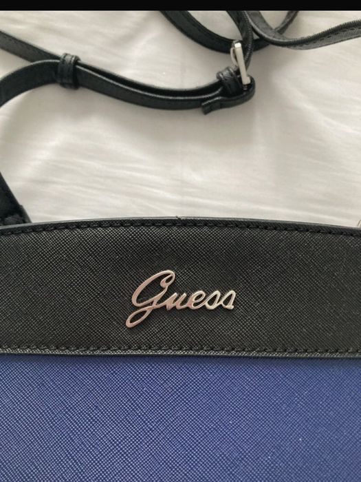 Дамска Чанта Guess