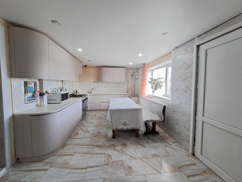 Продам  дом в с. Садовое