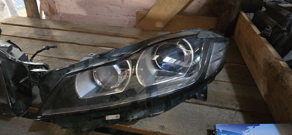 Фарове Jaguar F pace